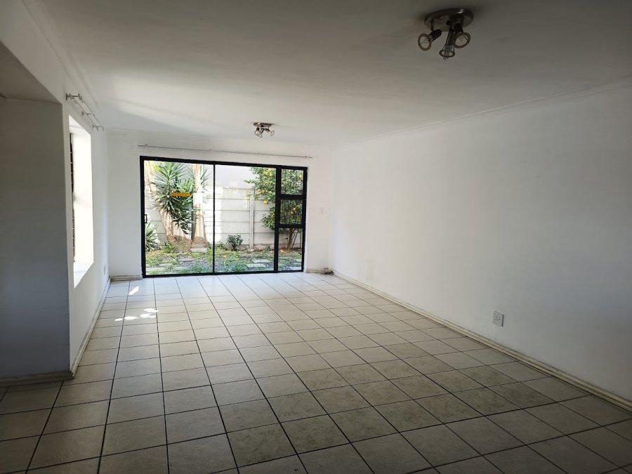 To Let 3 Bedroom Property for Rent in Parklands Western Cape